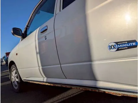 Daihatsu Mira Gino