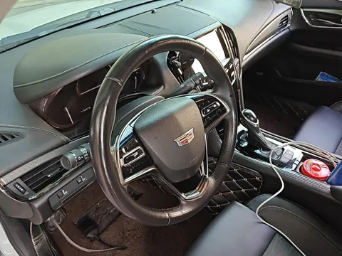 Cadillac ATS-L