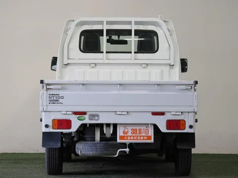 Nissan Clipper Truck