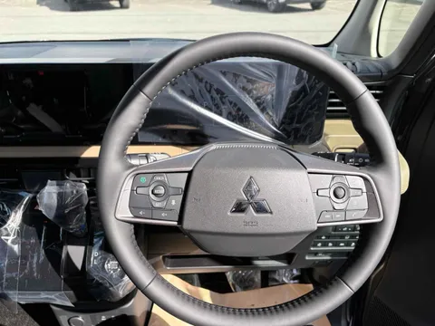 Mitsubishi Delica Mini