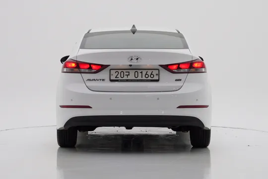 Hyundai Elantra (Avante)