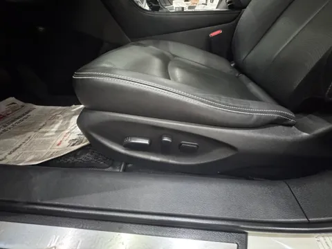 Infiniti Q50L