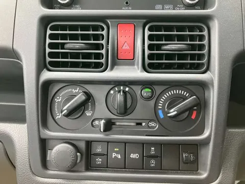 Nissan Clipper Truck