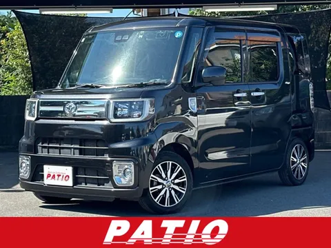 Toyota Pixis Mega