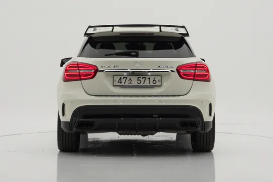 Mercedes-Benz GLA-Class