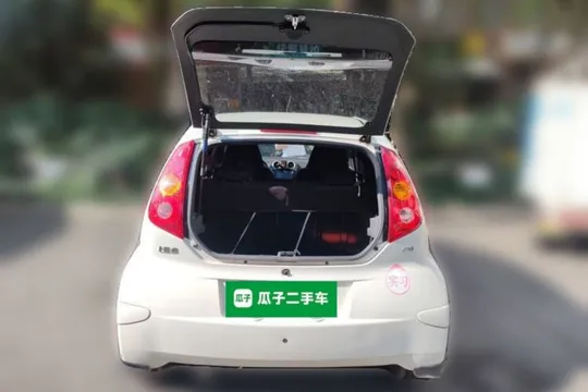 BYD F0
