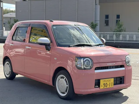 Daihatsu Mira Tocot