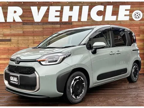 Toyota Sienta