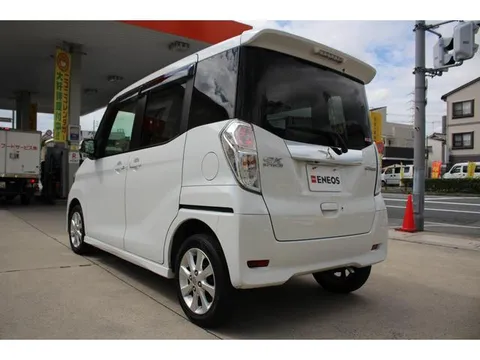 Mitsubishi eK Space Custom