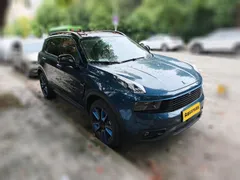 Lynk & Co 01