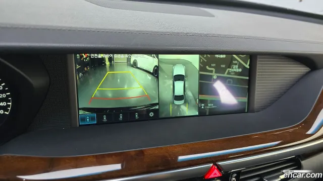 Genesis G90 (EQ900)