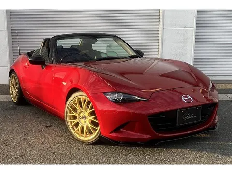 Mazda MX-5 (Roadster)