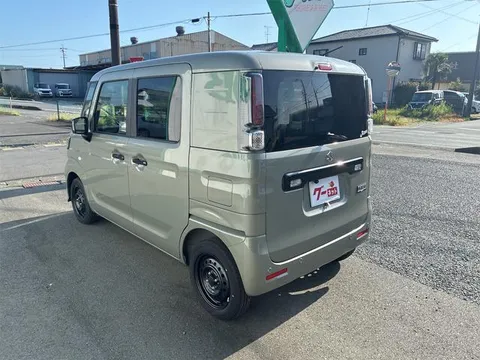 Suzuki Spacia Base