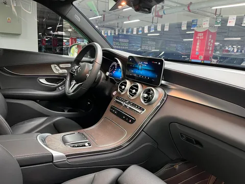 Mercedes-Benz Mercedes-Benz GLC