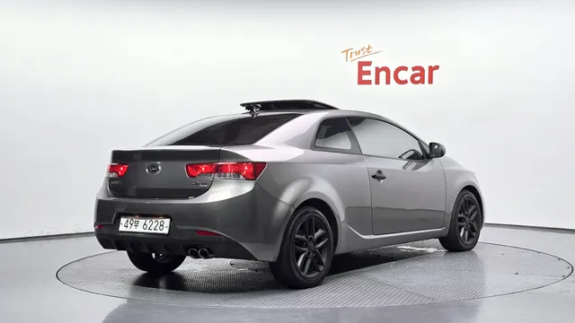 Kia Cerato (Forte)
