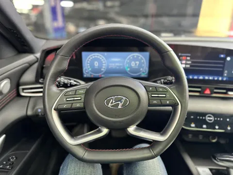 Hyundai Elantra (Avante)