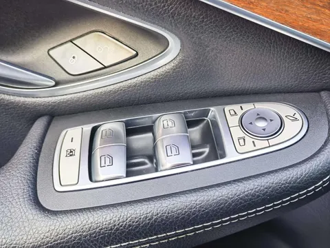 Mercedes-Benz Mercedes-Benz GLC