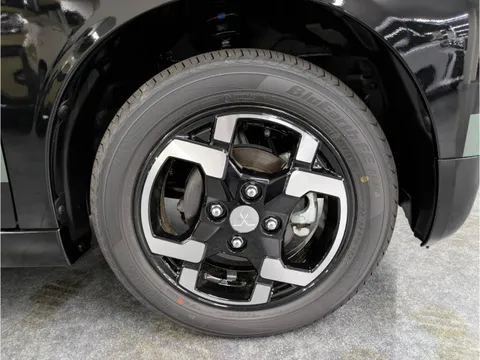 Mitsubishi Delica Mini