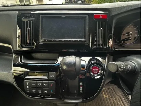Honda N-WGN Custom