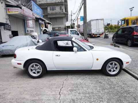 Mazda Eunos Roadster