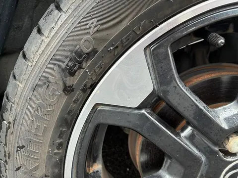 Toyota Pixis Mega