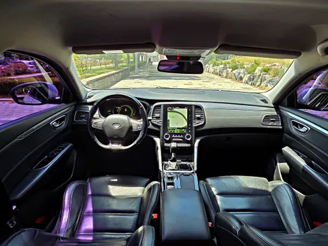 Renault Talisman (SM6)