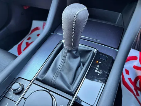 Mazda MAZDA3 Sedan