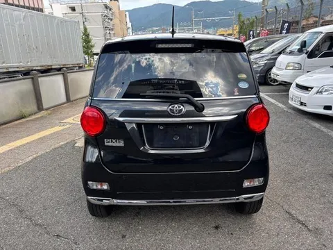 Toyota Pixis Joy