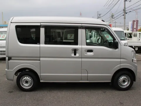 Nissan Clipper
