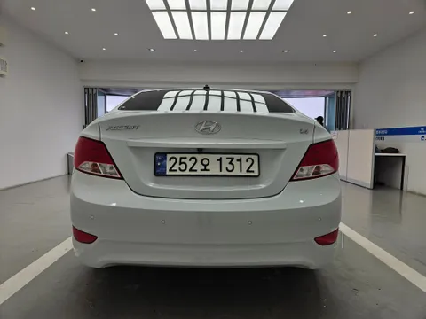 Hyundai Accent