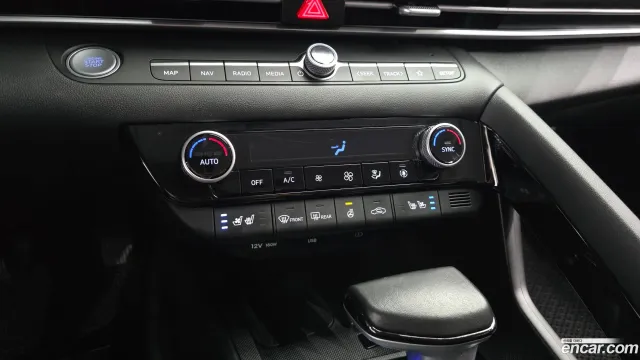 Hyundai Elantra (Avante)