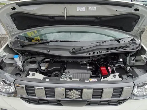 Suzuki Spacia Gear