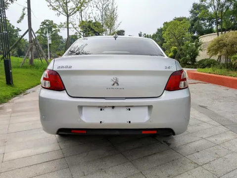 Peugeot 301