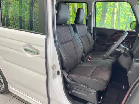 Suzuki Spacia Custom