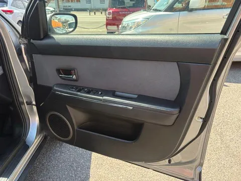 Mazda Verisa