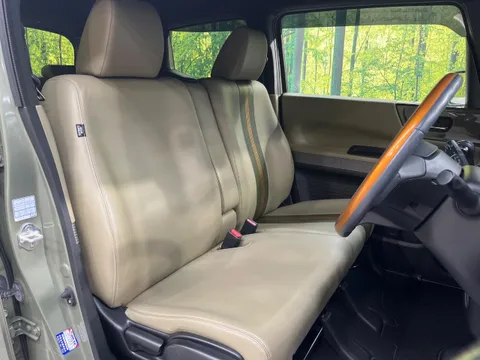 Honda N-BOX Slash