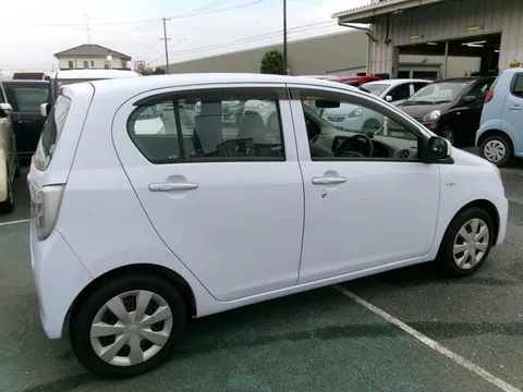 Toyota Pixis Epoch