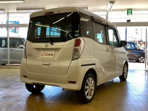 Nissan Dayz Roox