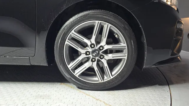Kia Cerato (K3)