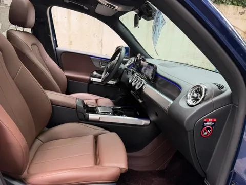 Mercedes-Benz Mercedes-Benz GLB