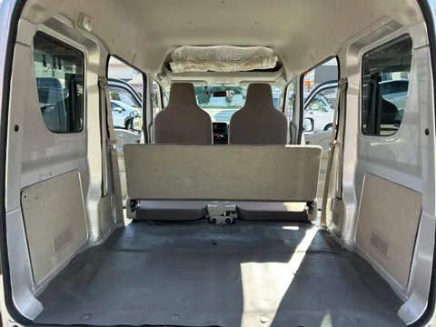 Nissan Clipper
