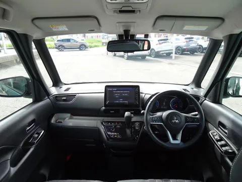 Mitsubishi Delica Mini