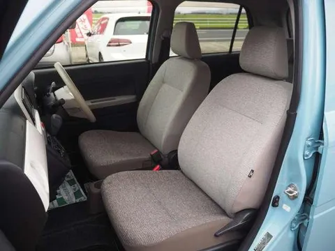 Daihatsu Mira Tocot