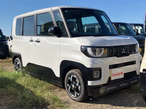 Mitsubishi Delica Mini