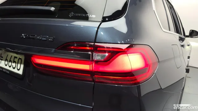 BMW X7