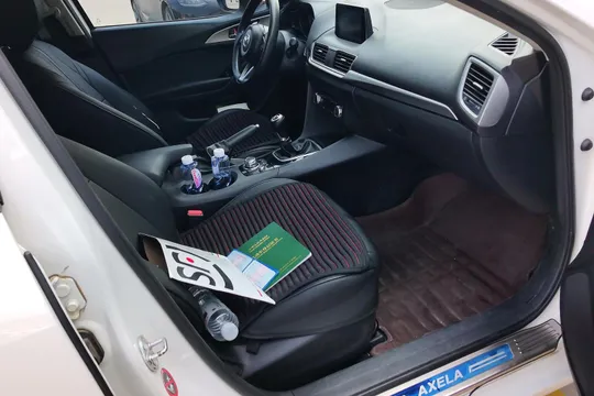 Mazda Mazda3