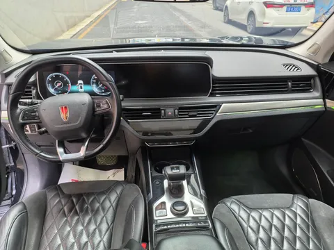 Hongqi HS5