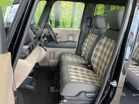 Honda N-BOX Joy