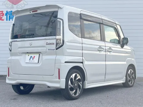 Suzuki Spacia Custom