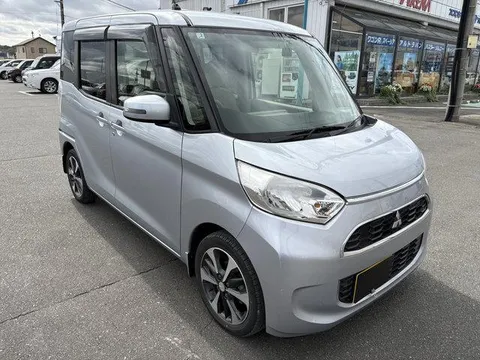 Mitsubishi eK Space